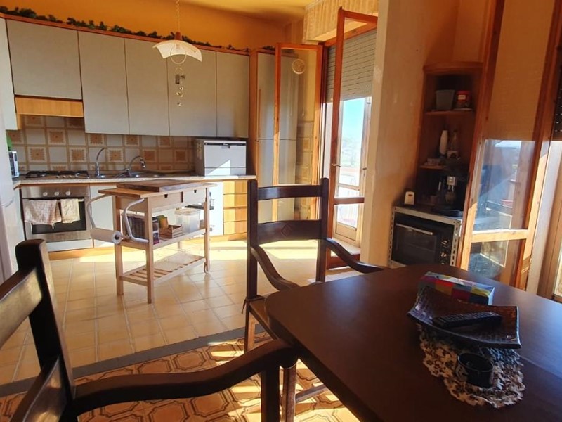 Quadrilocale in Vendita a Montecarlo, zona Gossi, 109'000&euro;, 100 m², arredato, con Box