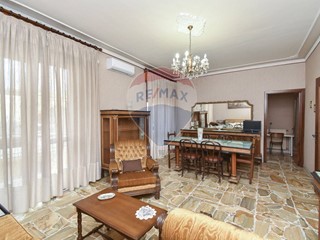 Quadrilocale in Vendita a Santa Maria di Licodia, 120'000€, 135 m²