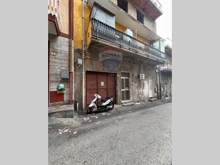 Appartamento in Vendita a Santa Maria di Licodia, 37'900€, 110 m²