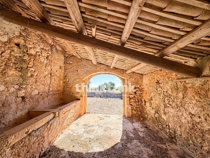 Rustico in Vendita a Canicattini Bagni, 180'000€, 200 m²