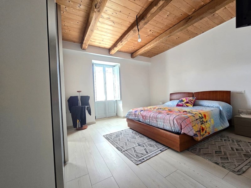 Trilocale in Vendita a L'Aquila, 235'000&euro;, 113 m²