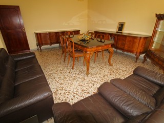 Quadrilocale in Vendita a Casamassima, 95'000€, 120 m²