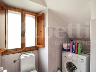 Appartamento in Vendita a Ateleta, 78'000&euro;, 136 m², arredato