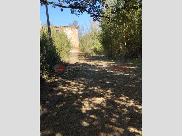 Terreno agricolo in Vendita a Arezzo, 220'000€, 28 m²