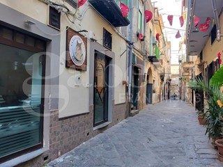 Negozio in Affitto a Angri, 500€, 58 m²