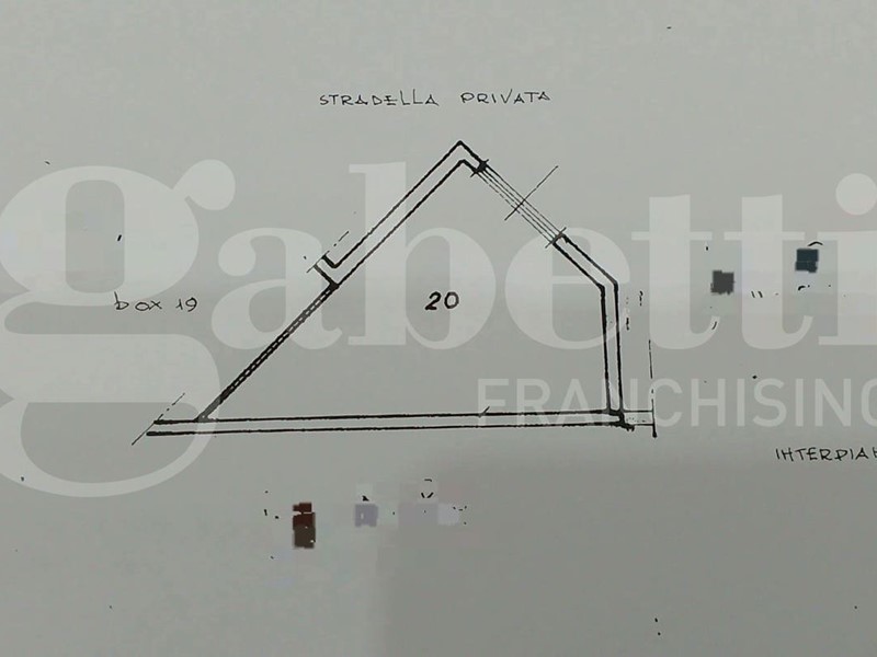Box in Vendita a Palermo, 35'000€, 25 m²
