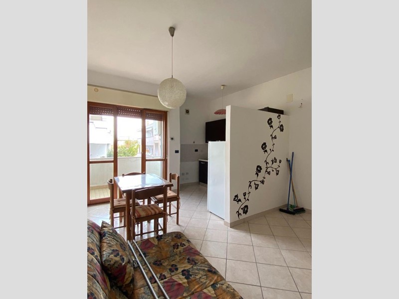 Trilocale in Vendita a Francavilla al Mare, 100'000€, 60 m², arredato