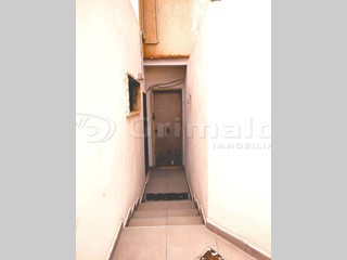 Trilocale in Affitto a Giugliano in Campania, 500€, 75 m², con Box