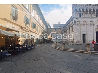 Immobile commerciale in Affitto a Lucca, 2'300€, 100 m²
