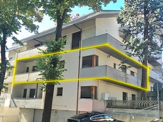 Appartamento in Vendita a Teramo, 149'000€, 151 m²