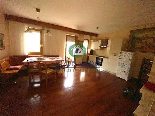 Villetta a schiera in Vendita a Massa e Cozzile, zona Margine Coperta, 155'000&euro;, 120 m², arredato, con Box