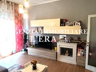 Appartamento in Vendita a Pontedera, 154'000€, 90 m²