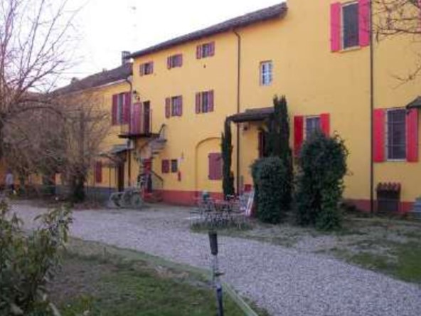 Immobile commerciale in Vendita a Semiana, 247'746€, 2506 m²