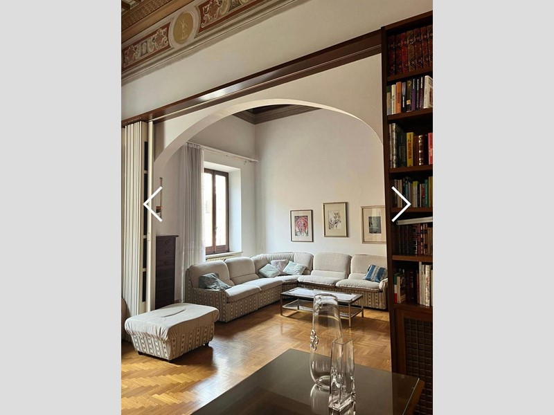 Appartamento in Vendita a Siena, 1'100'000€, 250 m²