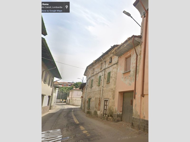 Casale in Vendita a Gropello Cairoli, 92'813€, 302 m²