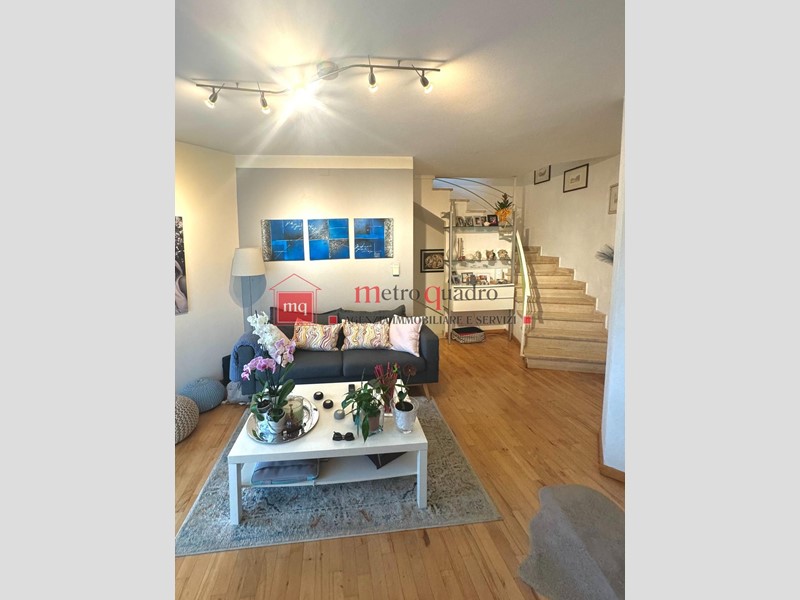 Villa bifamiliare in Vendita a Pisa, 330'000€, 120 m², con Box