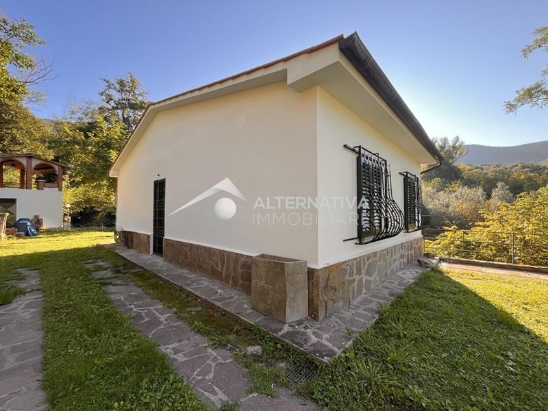 Casa Indipendente in Vendita a Calci, 320'000€, 90 m²