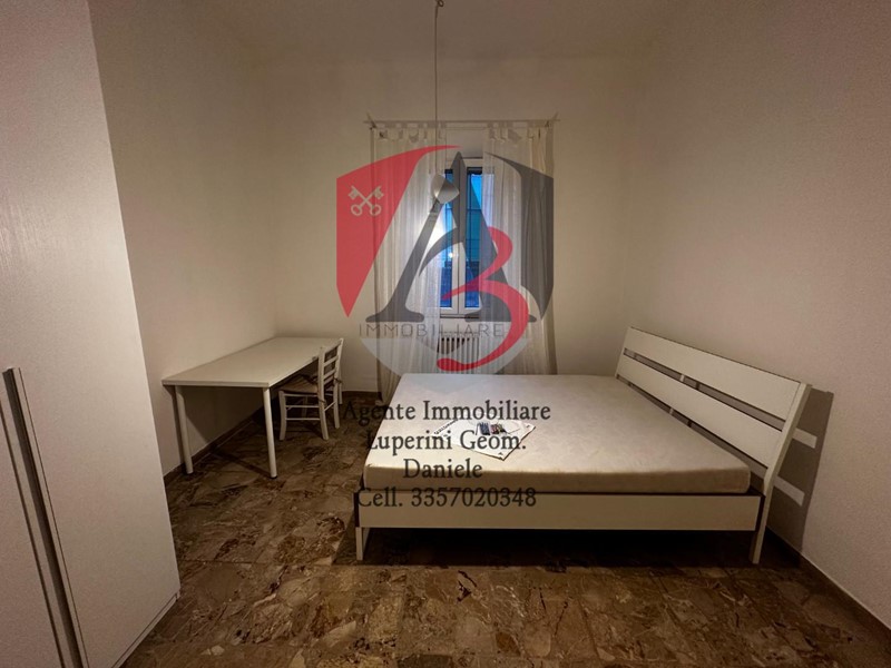 Appartamento in Affitto a Pisa, 1'500€, 150 m², arredato