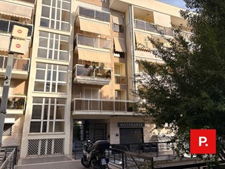 Ufficio in Affitto a Aversa, 1'000€, 80 m²