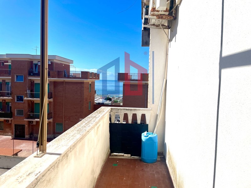 Trilocale in Vendita a Pomezia, 119'000€, 80 m²