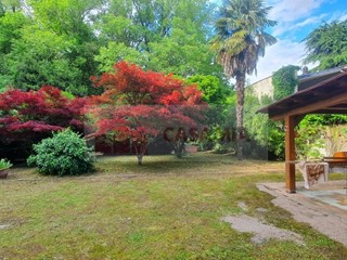 Villa in Vendita a Ponte di Piave, 330'000€, 250 m²