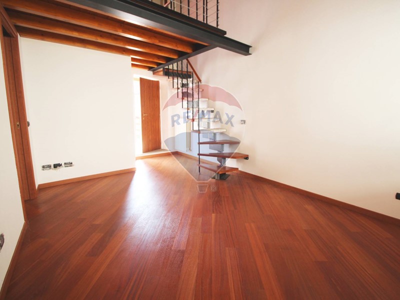 Bilocale in Vendita a Curno, 149'970€, 75 m²