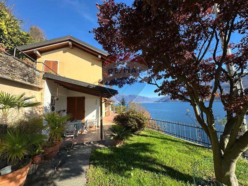 Villa in Vendita a Cannobio, 740'000€, 180 m²