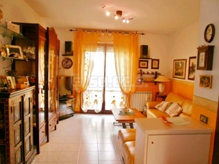 Quadrilocale in Vendita a Cavriglia, 140'000€, 77 m²