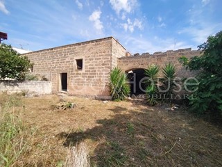 Rustico in Vendita a Galatina, 28'000€, 178 m²