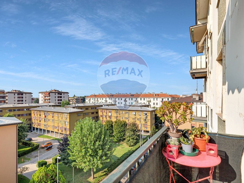 Quadrilocale in Vendita a Monza, 290'000€, 105 m²