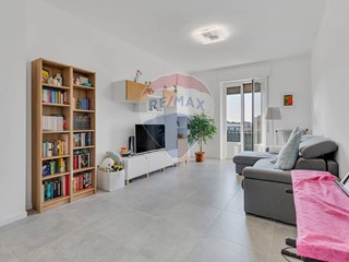 Quadrilocale in Vendita a Monza, 290'000€, 105 m²