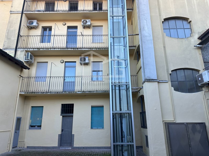 Trilocale in Vendita a Casalbuttano ed Uniti, 64'000&euro;, 70 m²