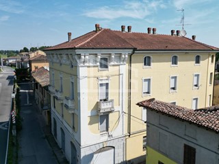 Trilocale in Vendita a Casalbuttano ed Uniti, 63'000&euro;, 70 m²