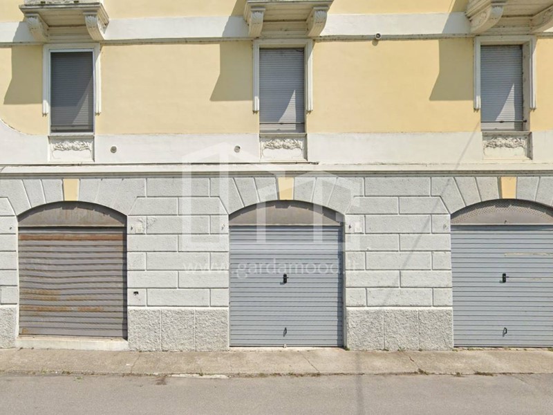 Negozio in Vendita a Casalbuttano ed Uniti, 8'000&euro;, 40 m²