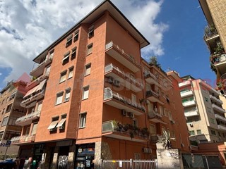 Trilocale in Vendita a Roma, 470'000&euro;, 96 m²