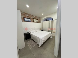 Bilocale in Vendita a Minturno, 60'000€, 50 m², arredato