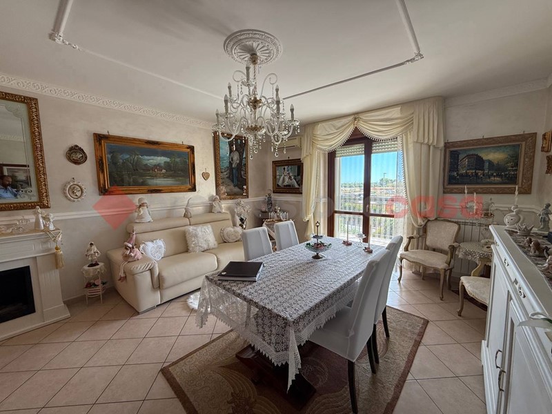 Trilocale in Vendita a Taranto, 139'000€, 97 m²