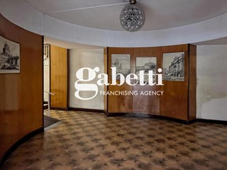 Bilocale in Vendita a Roma, 224'000&euro;, 79 m²