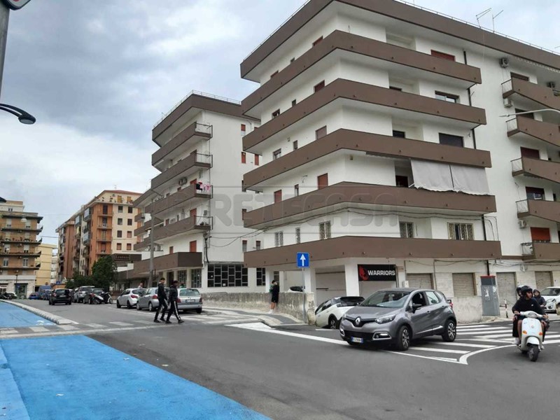 Appartamento in Vendita a Siracusa, 150'000€, 170 m²