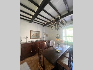 Appartamento in Vendita a Semproniano, zona Petricci, 55'000€, 147 m²