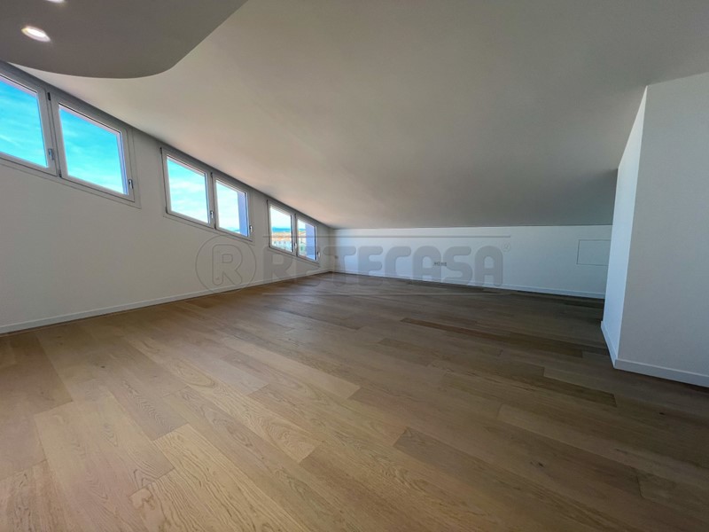 Appartamento in Vendita a Palmanova, 170 m²