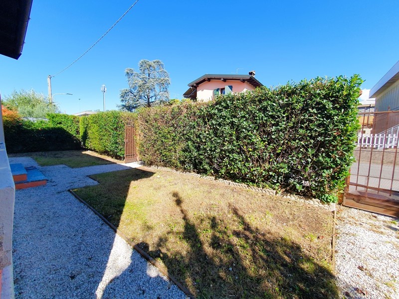 Casa Indipendente in Vendita a Brescia, zona CITTA' - Zona Sud, 298'000€, 150 m²