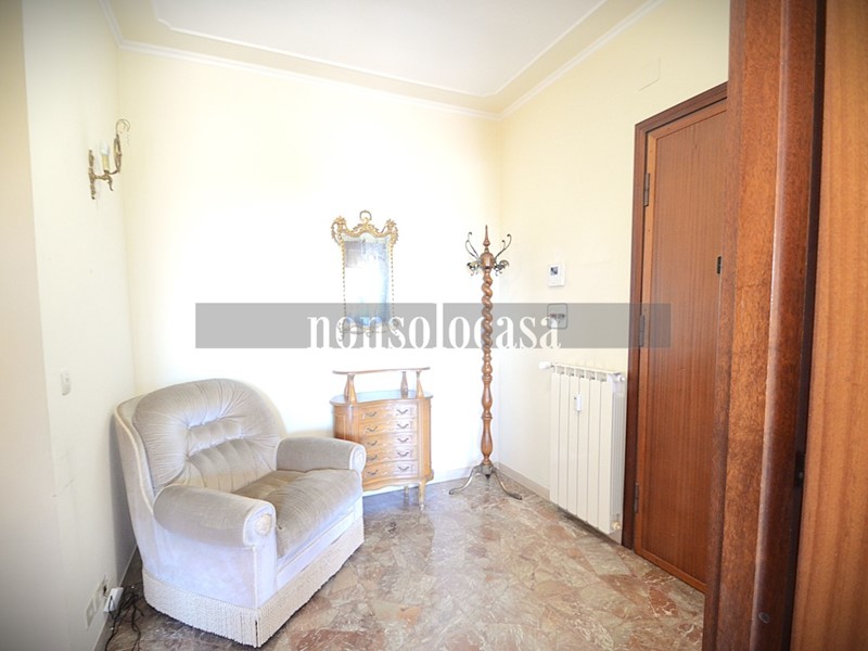 Appartamento in Vendita a Perugia, zona Ponte San Giovanni, 150'000€, 140 m², con Box