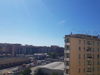 Trilocale in Vendita a Roma, zona San Giovanni, 335'000&euro;, 80 m²