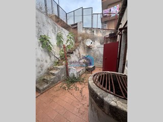 Casa Indipendente in Vendita a Santa Teresa di Riva, 97'000€, 180 m²