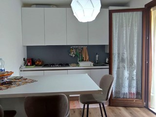 Appartamento in Vendita a Treviso, zona Canizzano, 210'000€, 94 m², arredato, con Box