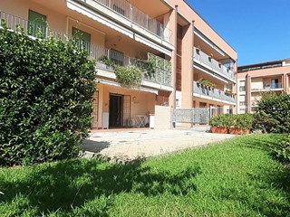 Trilocale in Vendita a Pisa, 315'000€, 85 m², arredato, con Box