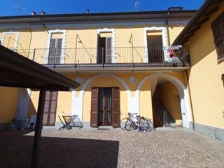 Quadrilocale in Vendita a Cernusco sul Naviglio, 126'000€, 77 m²