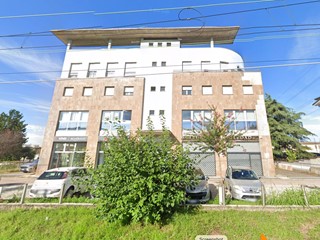 Negozio in Vendita a Paderno Dugnano, 370'000€, 476 m²