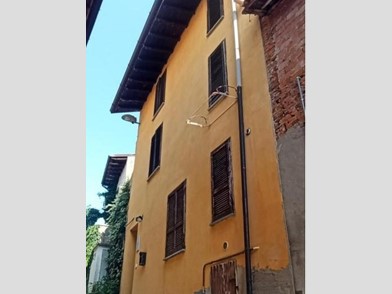 Quadrilocale in Vendita a Rovescala, 13'388€, 70 m²